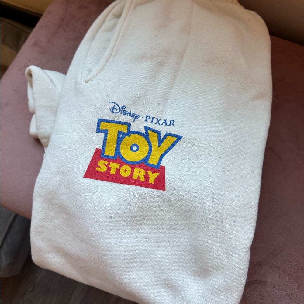 Madhappy x Toy Story Sweatpants size small 🌈❤️